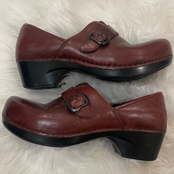 Dansko Tamara Brown Leather Clog Mule Nurse
Buckle Shoe Womens Size 7.5 8 EUR 38 - Picture 1 of 7